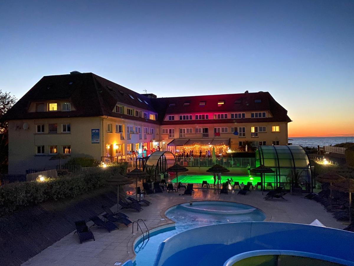 Hotel Club De La Plage Merville-Franceville-Plage Exterior photo